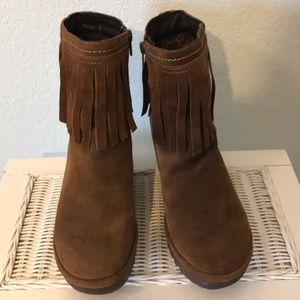 🆑SALE PRICE🆑Beautiful London Fly Boot With Box